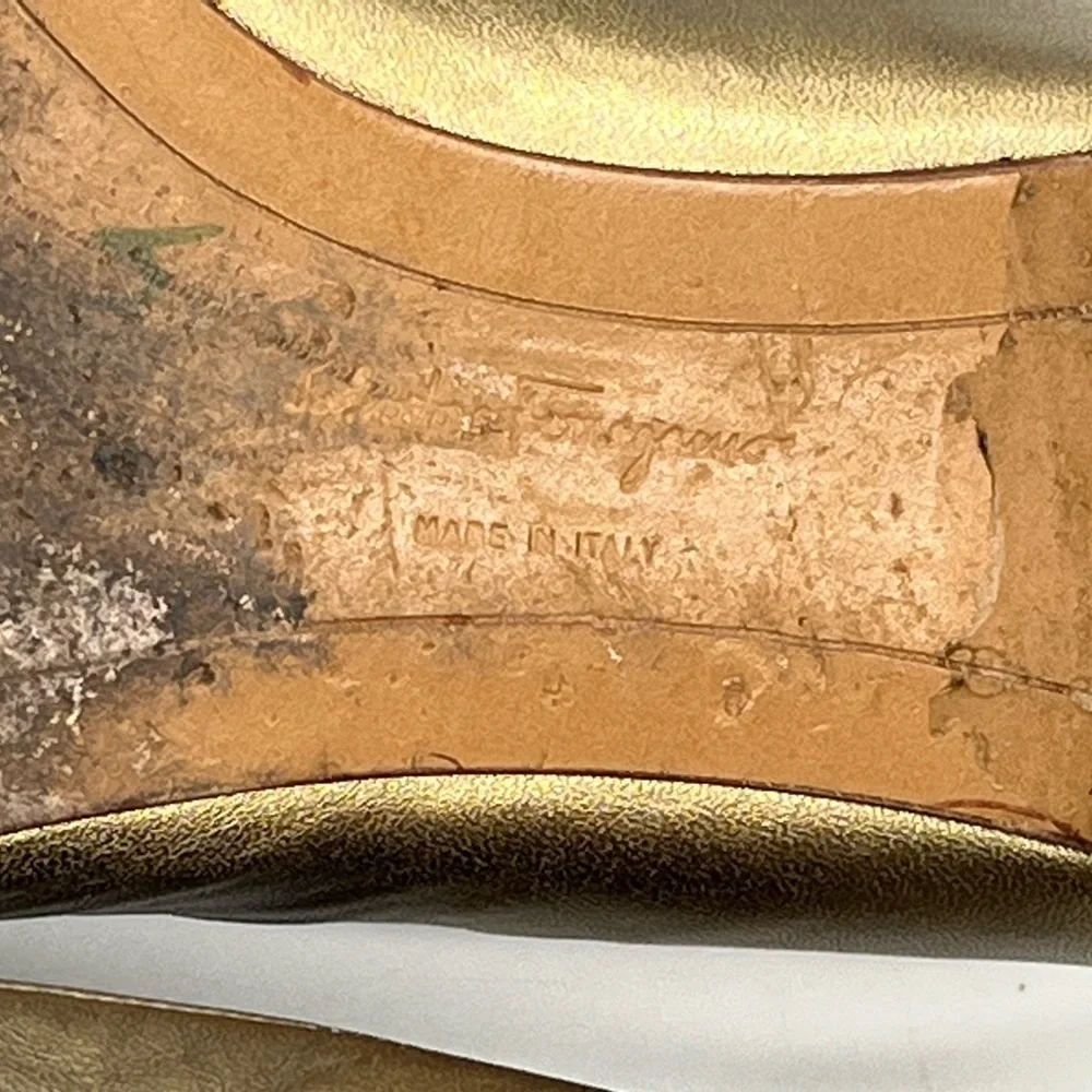 Salvatore Ferragamo Bow Pleated Metallic Bronze Leather‎ Flats Sz 8B/38.5